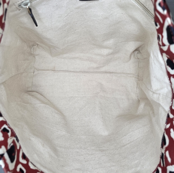 ✨️GUCCI Leopard Printed Nylon Tote Bag - Picture 13 of 16